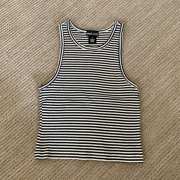 Wet Seal crop top - Picture 1 of 3